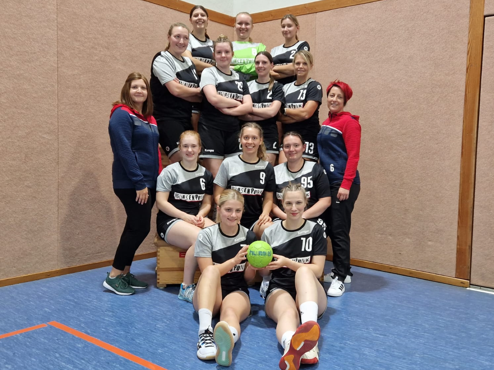 Handball Frauen TV Leuchertz